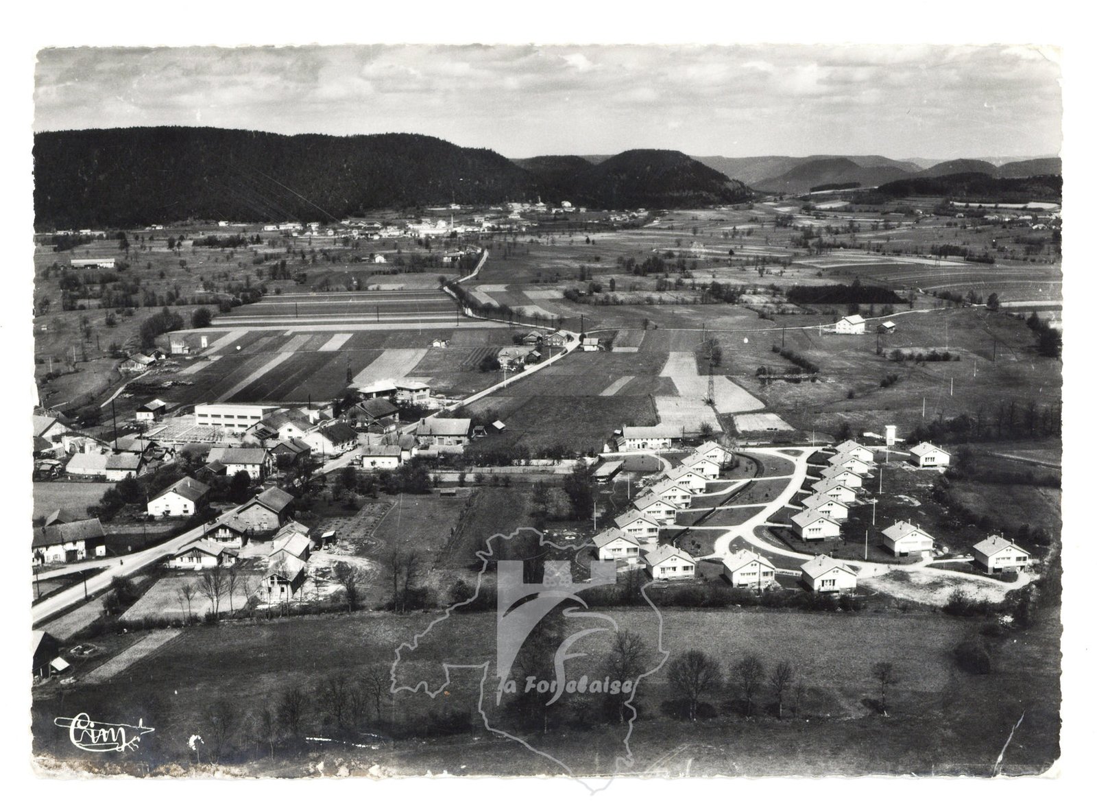 Le lotissement des Myrtilles, construit pour les salariés de Marcillat : carte postale et témoignage manuscrit du 9 juin 1956