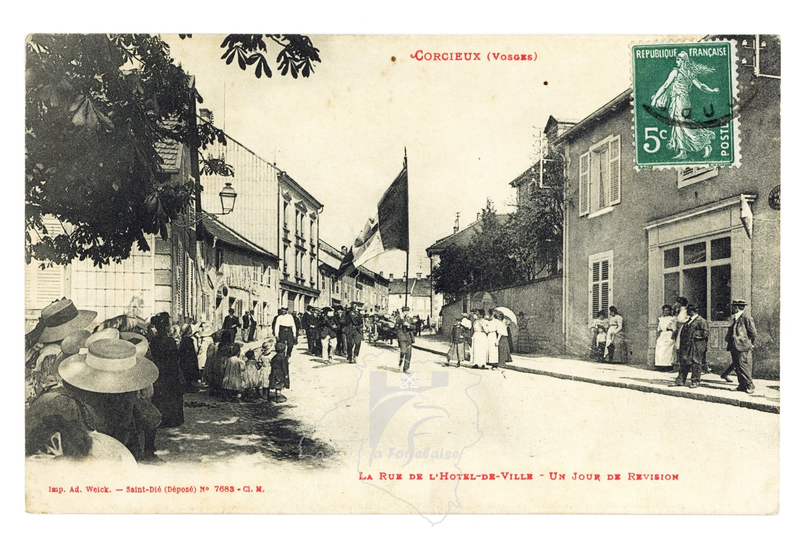 Un jour de conseil de révision, rue de l’Hôtel-de-Ville à Corcieux